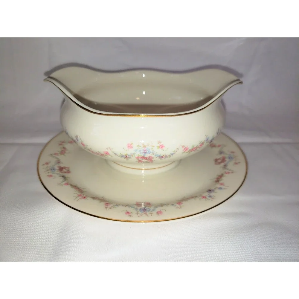 VTG Old Ivory Gravy Boat Attached Underplate Arcadia Pattern Syracuse China '50s